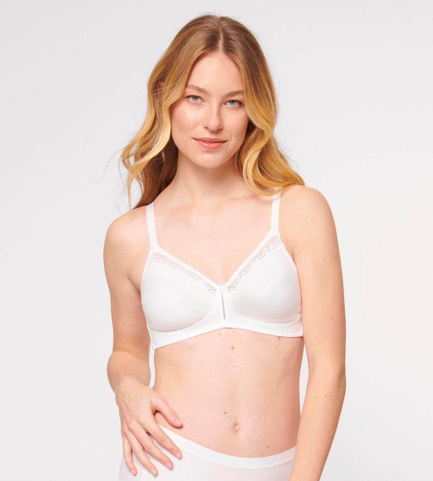 חזייה כותנה – Triumph Cotton Beauty N