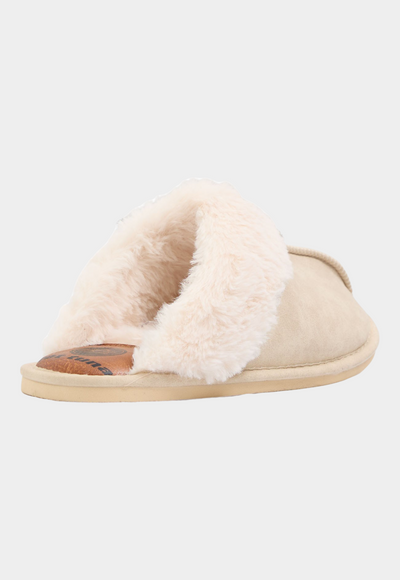 THE BEIGE FURRY CLOUD