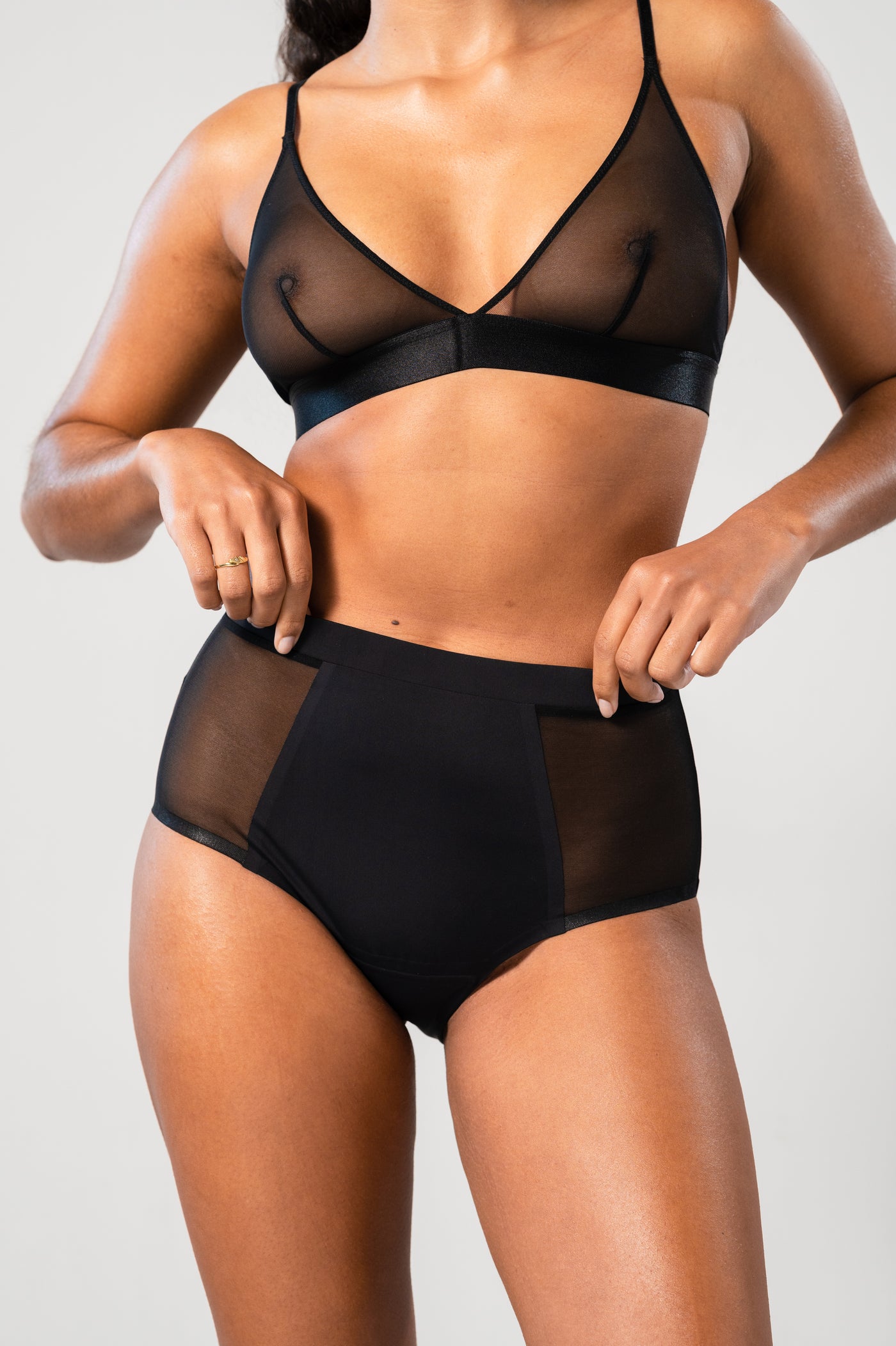 Micro Period Highwaist Briefs תחתוני מחזור בגזרת מיקרו