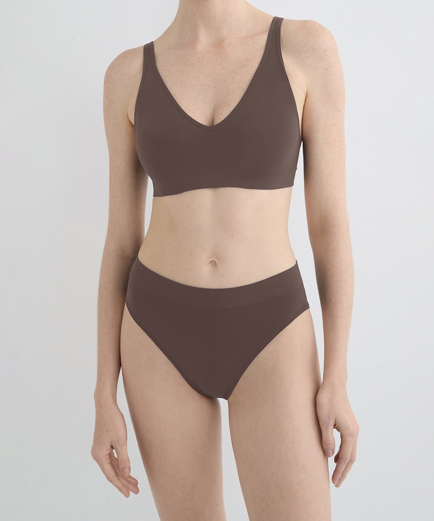 High Waist Brief מארז שלישיה תחתונים בגזרה גבוהה