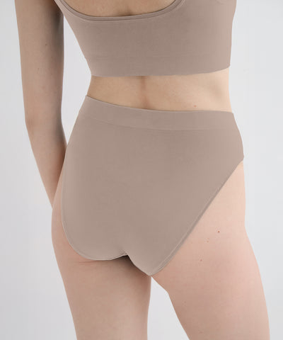 High Waist Brief מארז שלישיה תחתונים בגזרה גבוהה