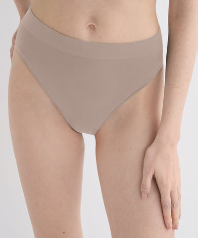 High Waist Brief מארז שלישיה תחתונים בגזרה גבוהה