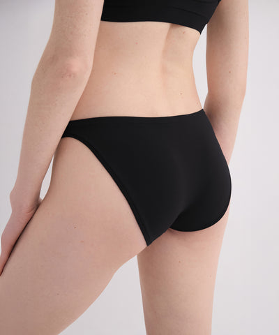 String Bikini Brief מארז שלישיה תחתוני ביקיני
