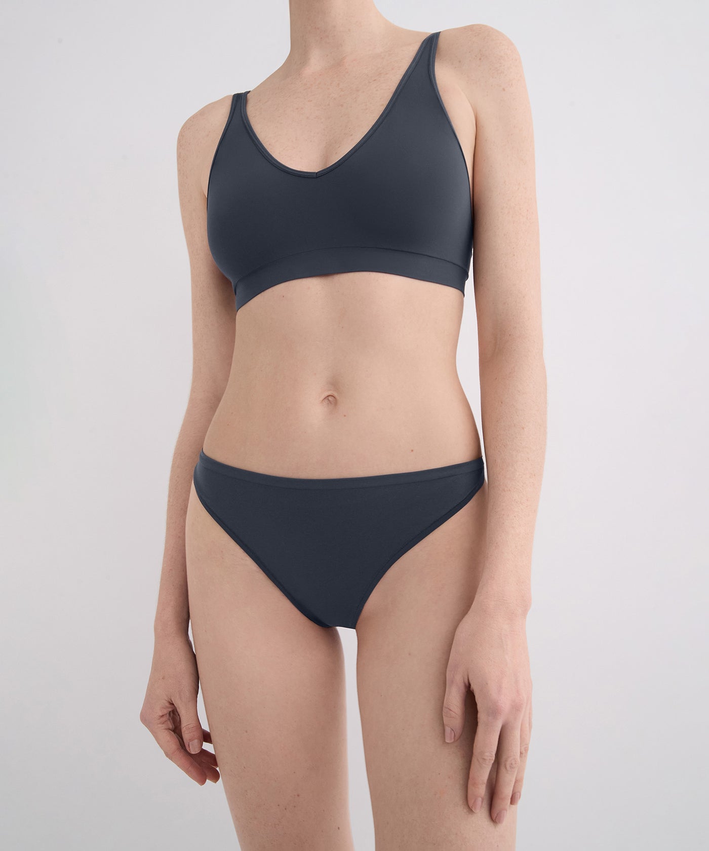 String Bikini Brief מארז שלישיה תחתוני ביקיני