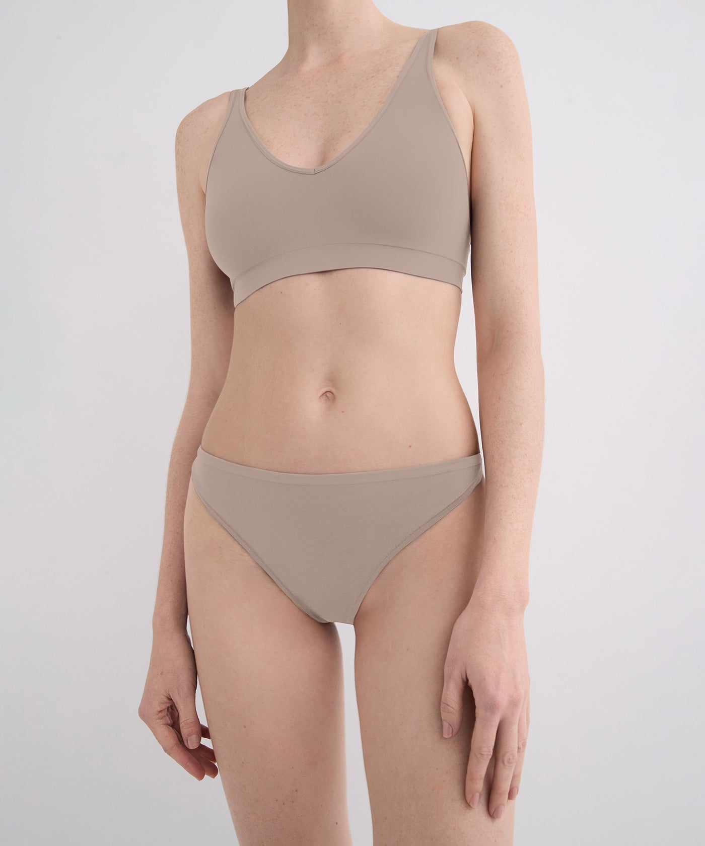 String Bikini Brief מארז שלישיה תחתוני ביקיני