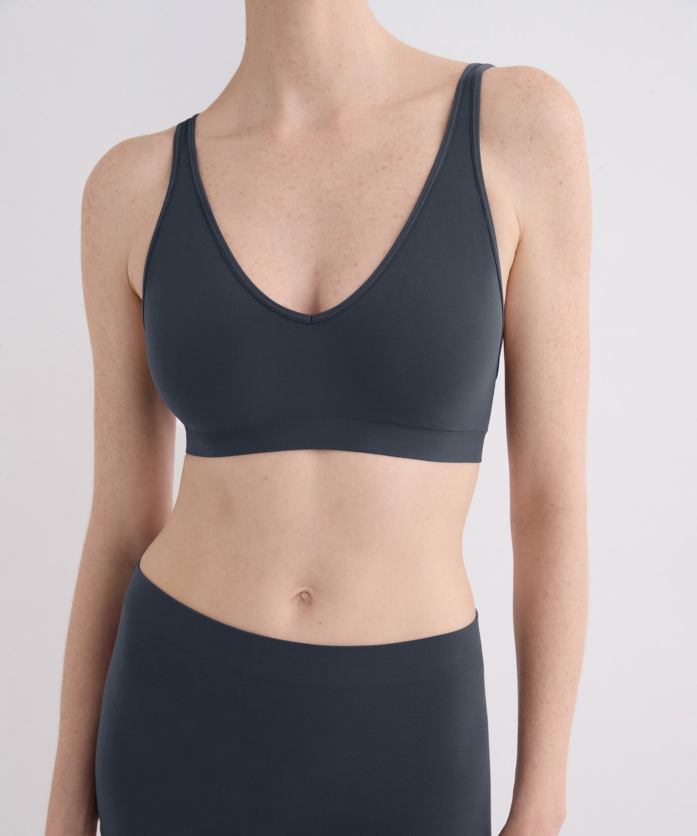 Triangle Bra חזיית משולשים